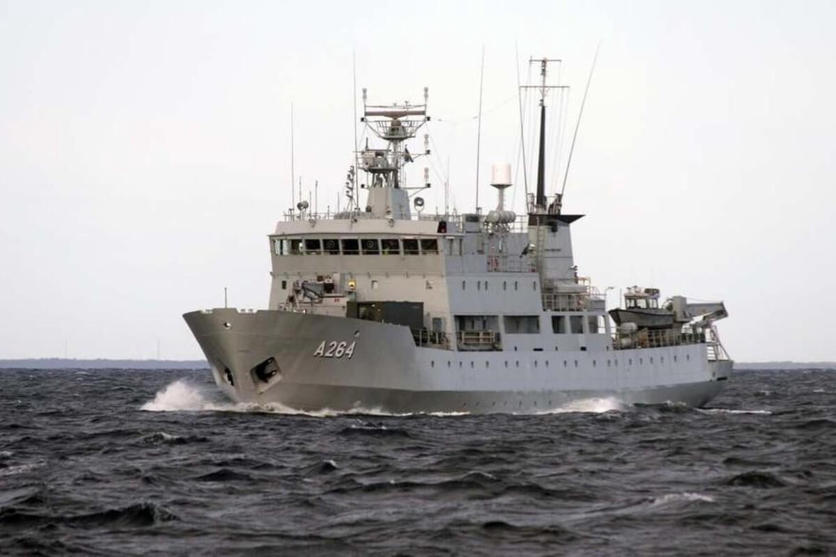 HMS Trossö wheelhouse upgrade